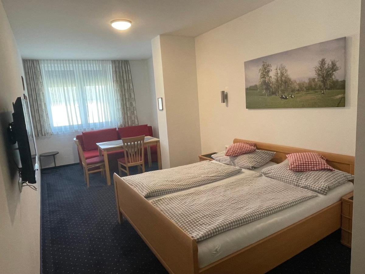 Sankt Pantaleon  Hotel - Landgasthof Winklehner מראה חיצוני תמונה