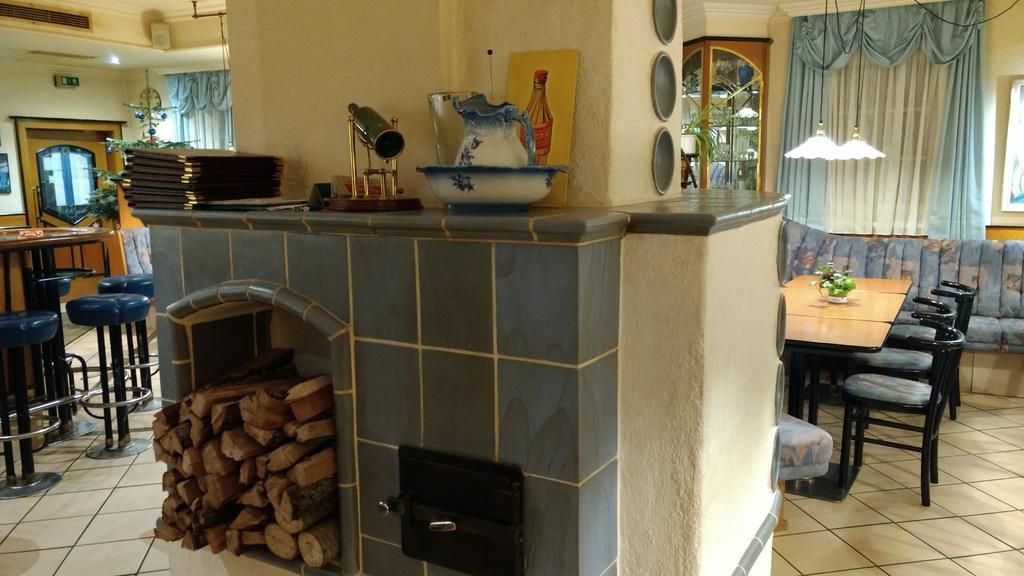 Sankt Pantaleon  Hotel - Landgasthof Winklehner מראה חיצוני תמונה