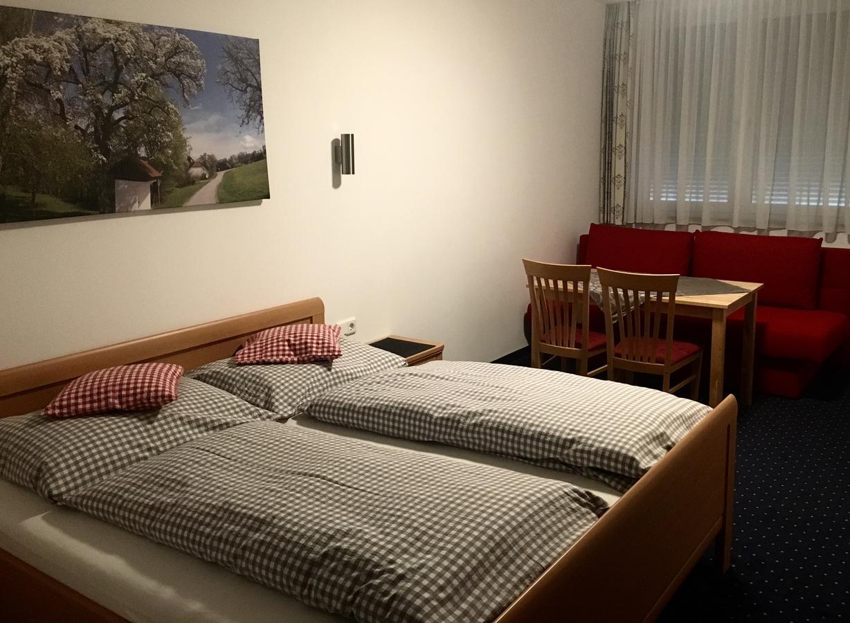 Sankt Pantaleon  Hotel - Landgasthof Winklehner מראה חיצוני תמונה